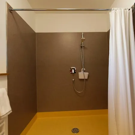 Ferienwohnung Anziano Apartman